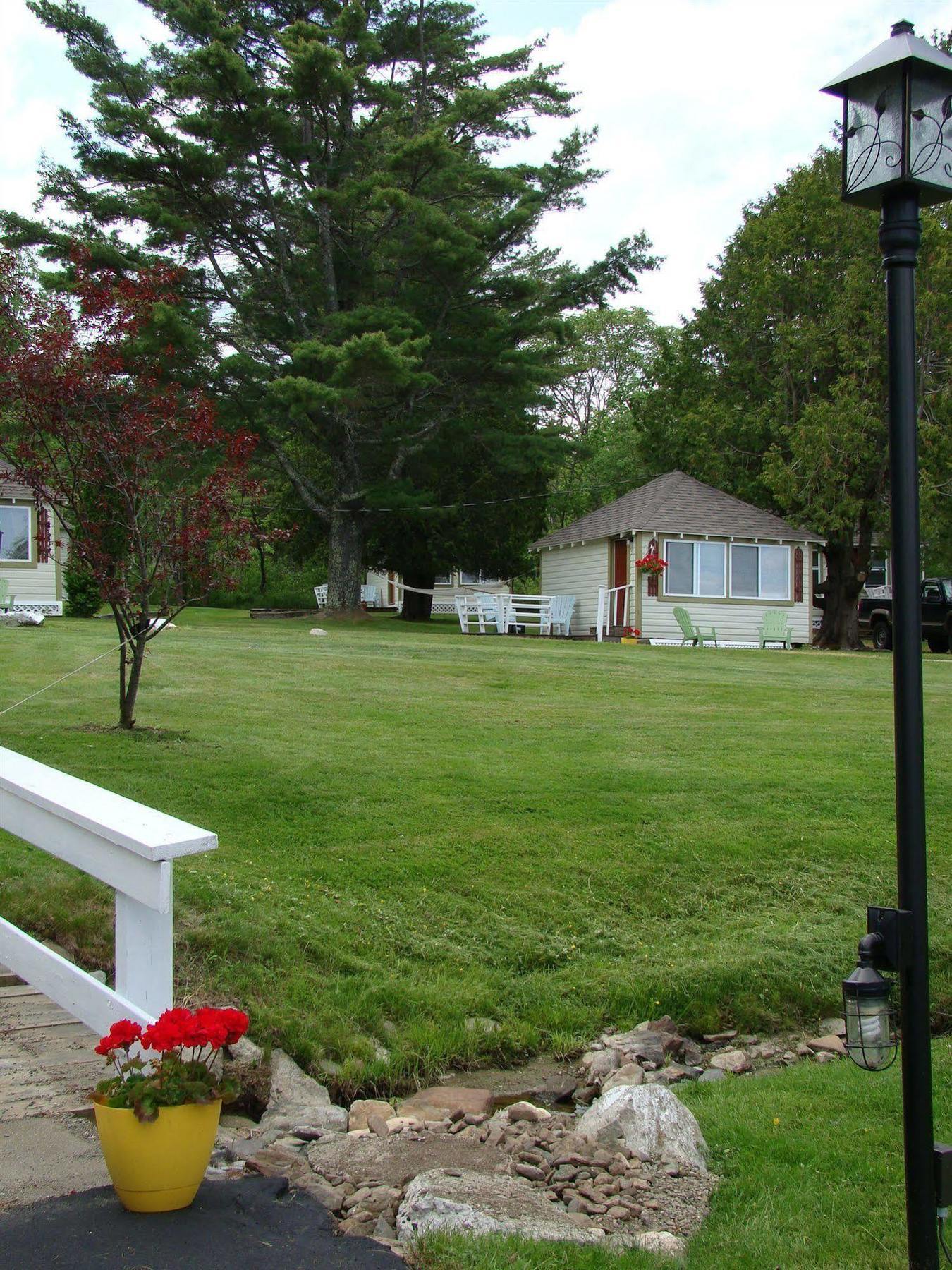 Bay Leaf Cottages & Bistro Lincolnville Luaran gambar